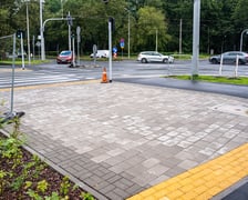 Skrzyżowanie alei Wielkiej Wyspy z ulicą Mickiewicza i aleją Paderewskiego